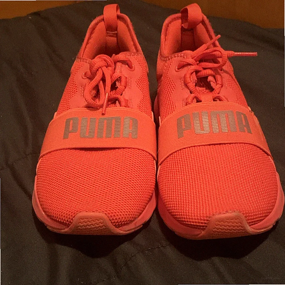 PUMA Red Mesh Men’s Athletic Sneakers Lace Up Breathable Lightweight